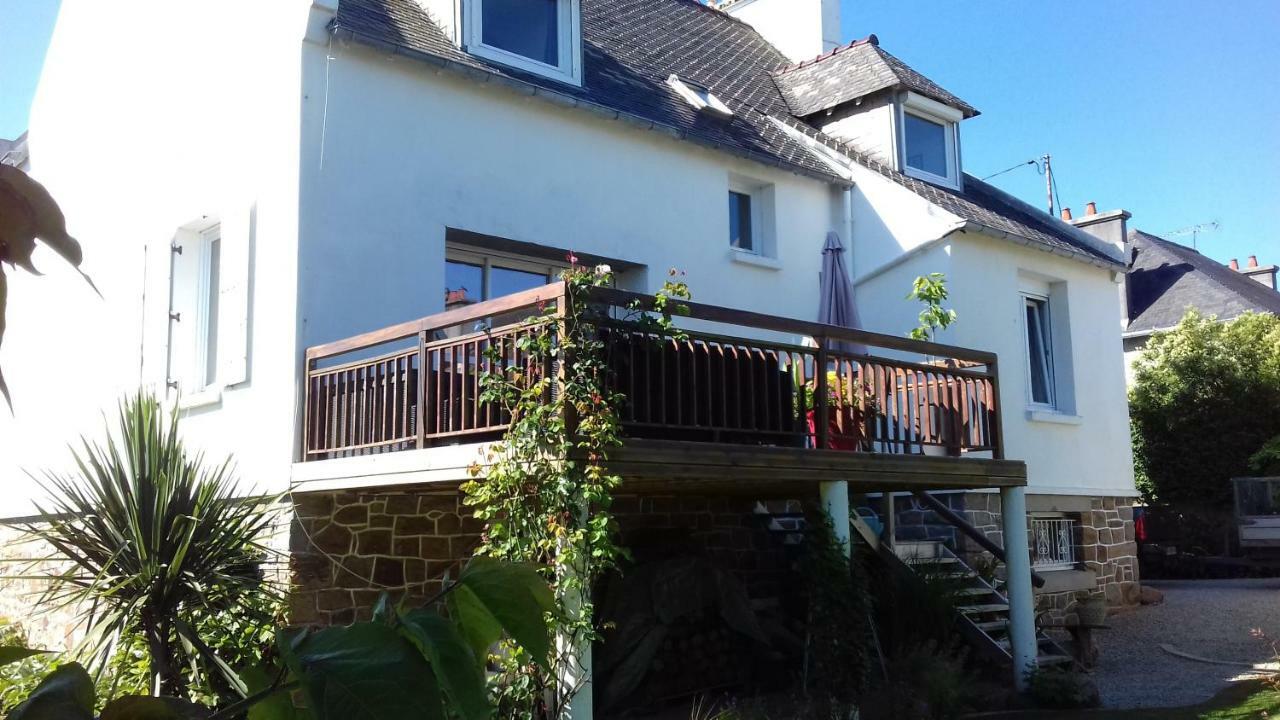 Maison spacieuse entre la ville et la côte Saint-Martin-des-Champs  Exterior foto